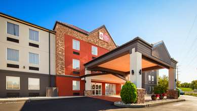 Best Western Plus New Cumberland Inn & Suites - Tap to explore photos