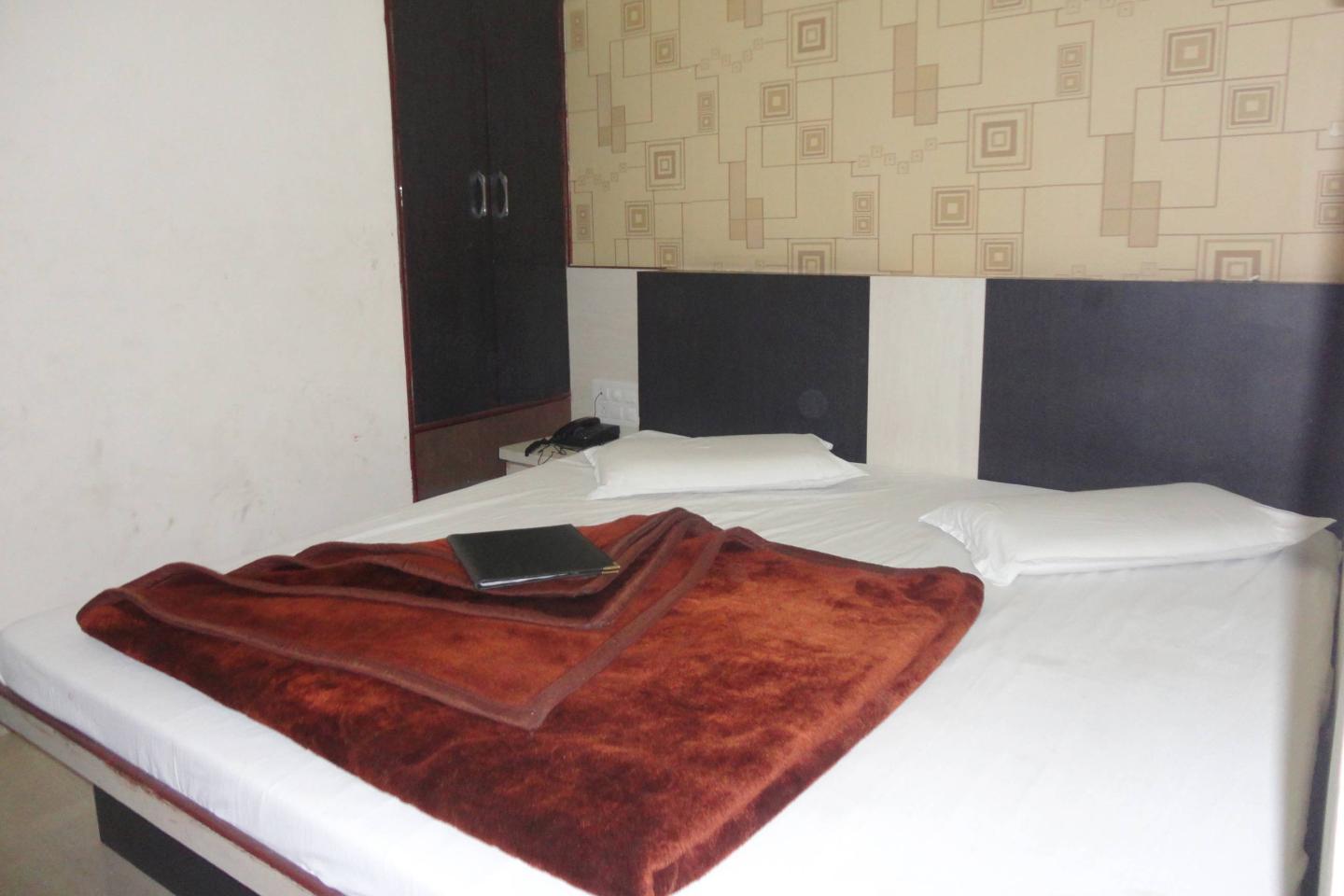 Hotel Sukh Suvidha Inn - Tap to explore photos