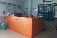 Hotel Hill View Bed and Breakfast, Tehri