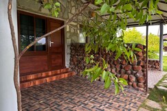 HOTEL NATURE, Chintamani