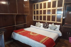 Nikunj Guest House Nainital | Rooms & Wi-Fi, Bhimtal