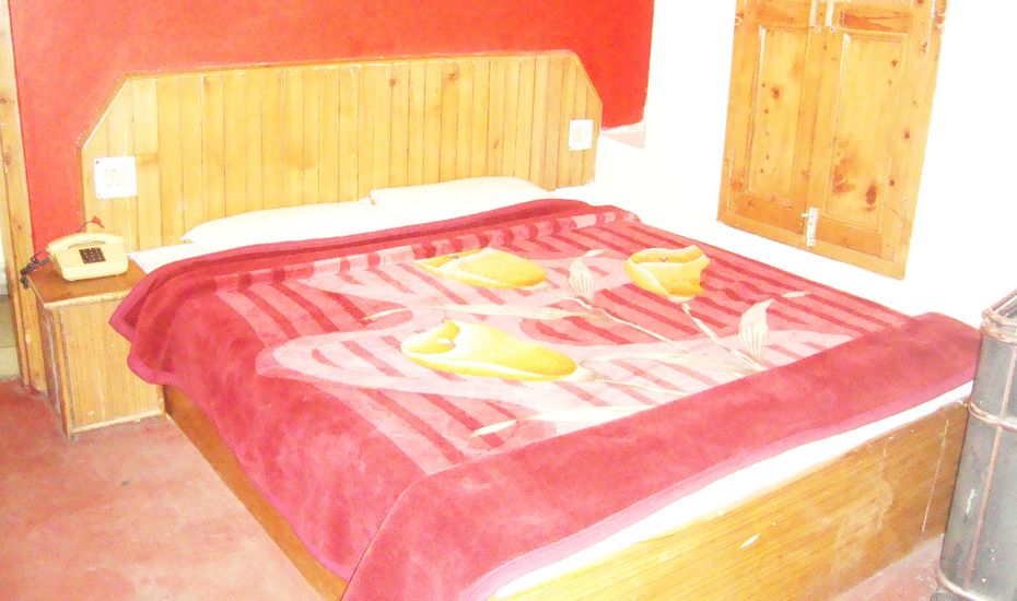 Hotel Chelsea Manali Inr 172 Off 7 5 0 Hotel Price Address