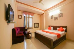 HOTEL MAYUR DEUXE Near Bhaisali Metro & Bus Stand, Meerut
