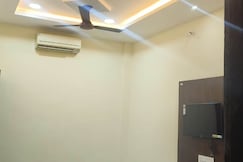 Suman Palace, Ujjain