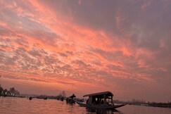 HB NEW GOOD LUCK, Srinagar