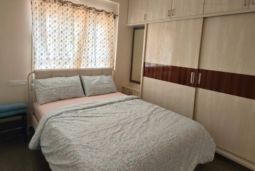 Isiri Service Apartment Unit 2