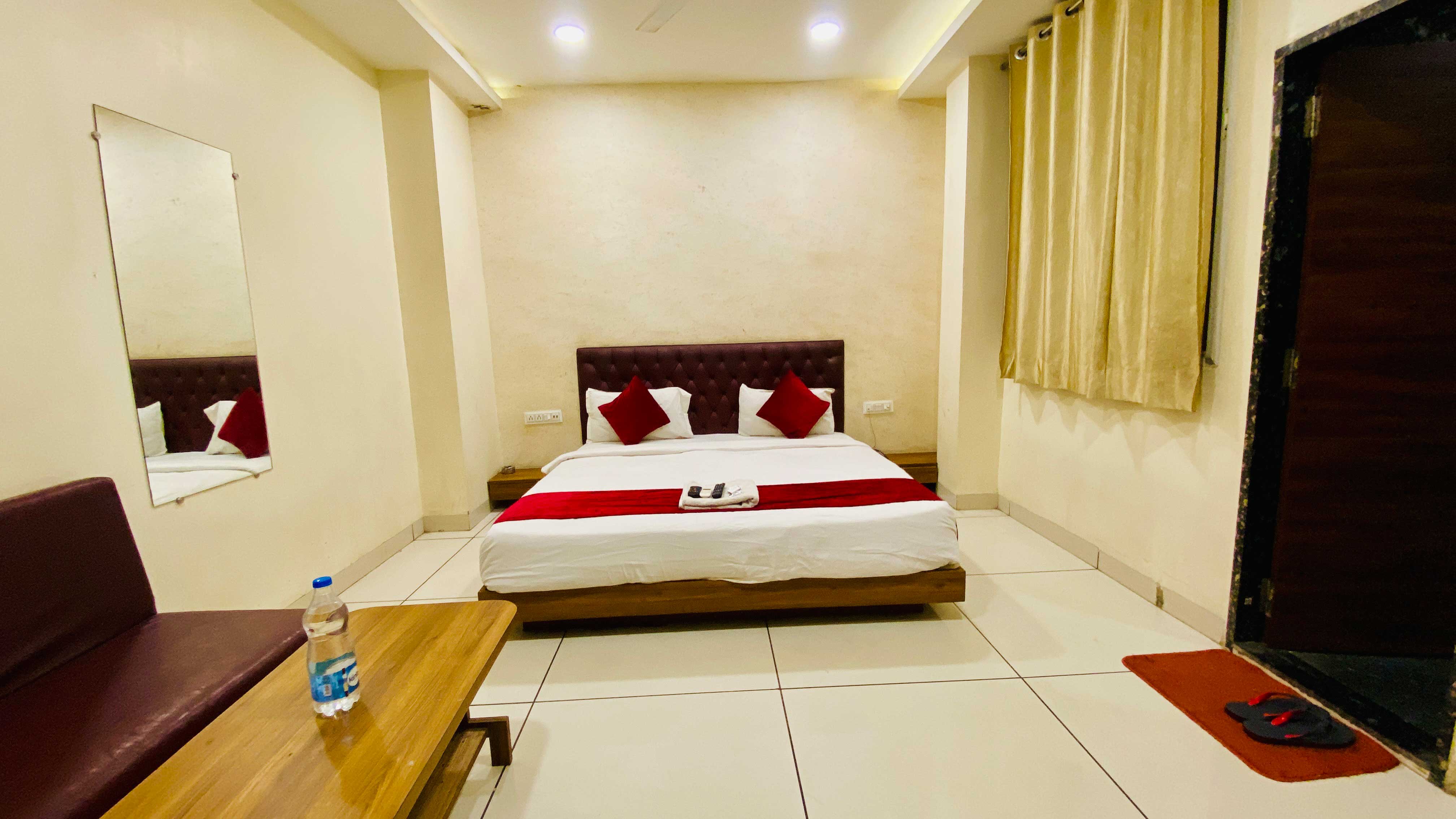 Hotel Sukh Vilas - Tap to explore photos
