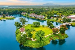 Praveg Lake Resort Daman, Vapi