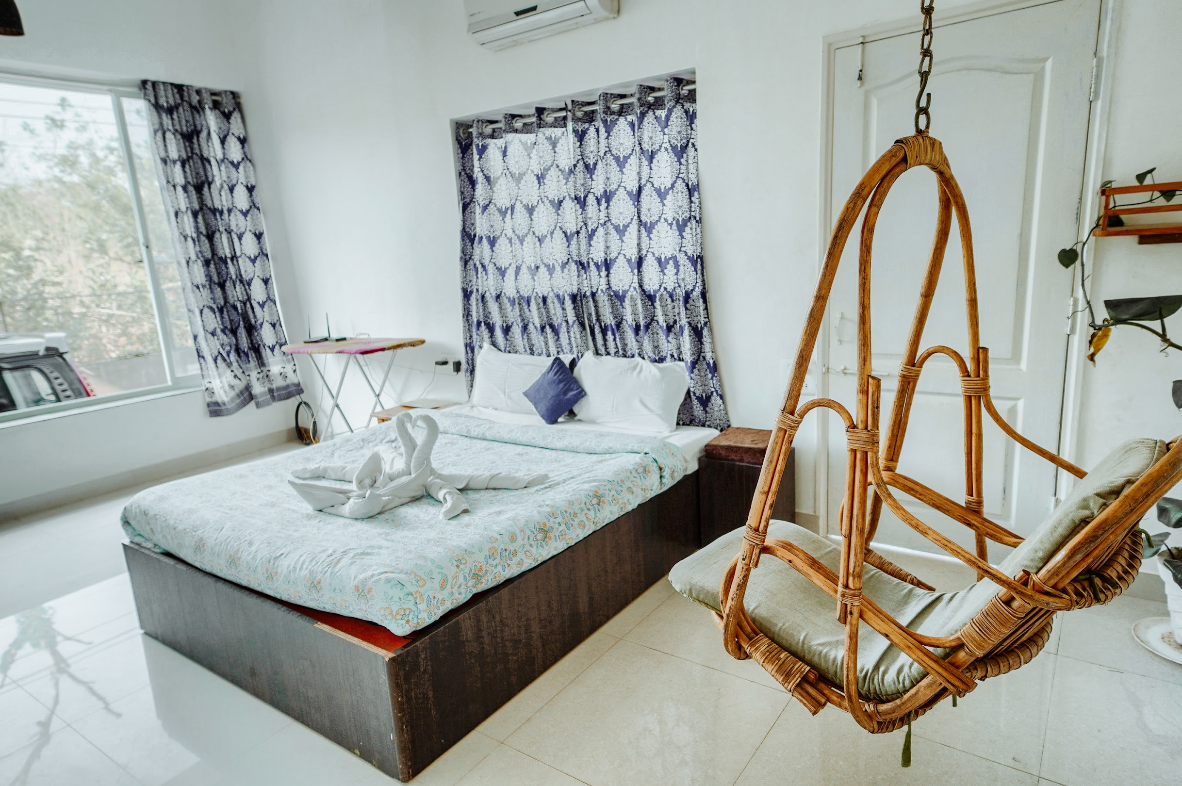 Casper by Le Pension Stays - Tap to explore photos