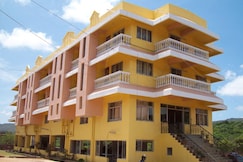 Shiv Malhar Hotel, Amboli