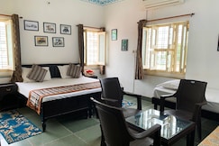 Gadh Ganesh Home Stay, Salumbar