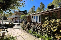 Frozen Woods Resorts, Mukteshwar