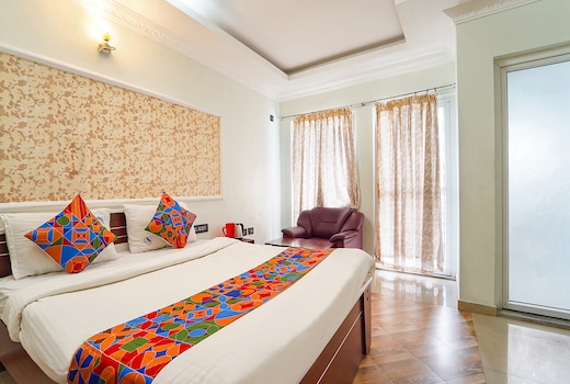 FabHotel Rajathi Holiday Peak