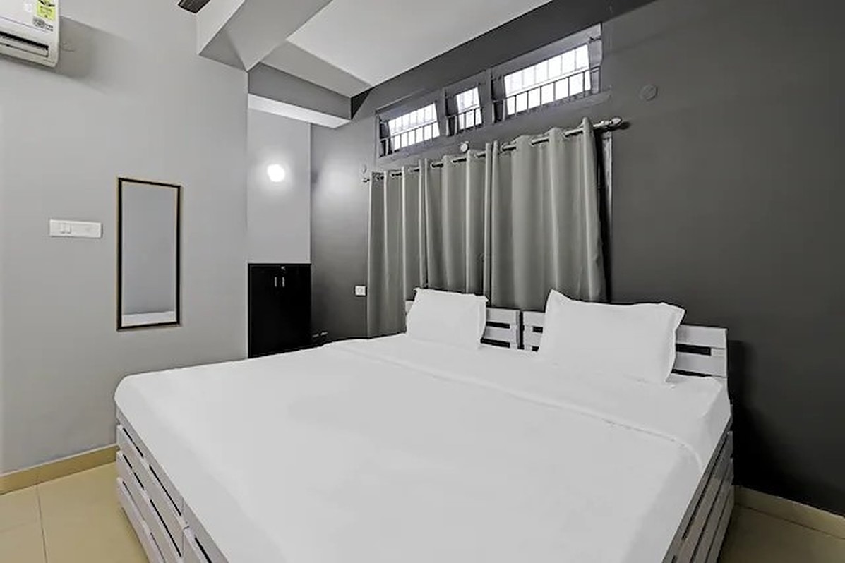 Urban Inn Rukminigaon - Tap to explore photos
