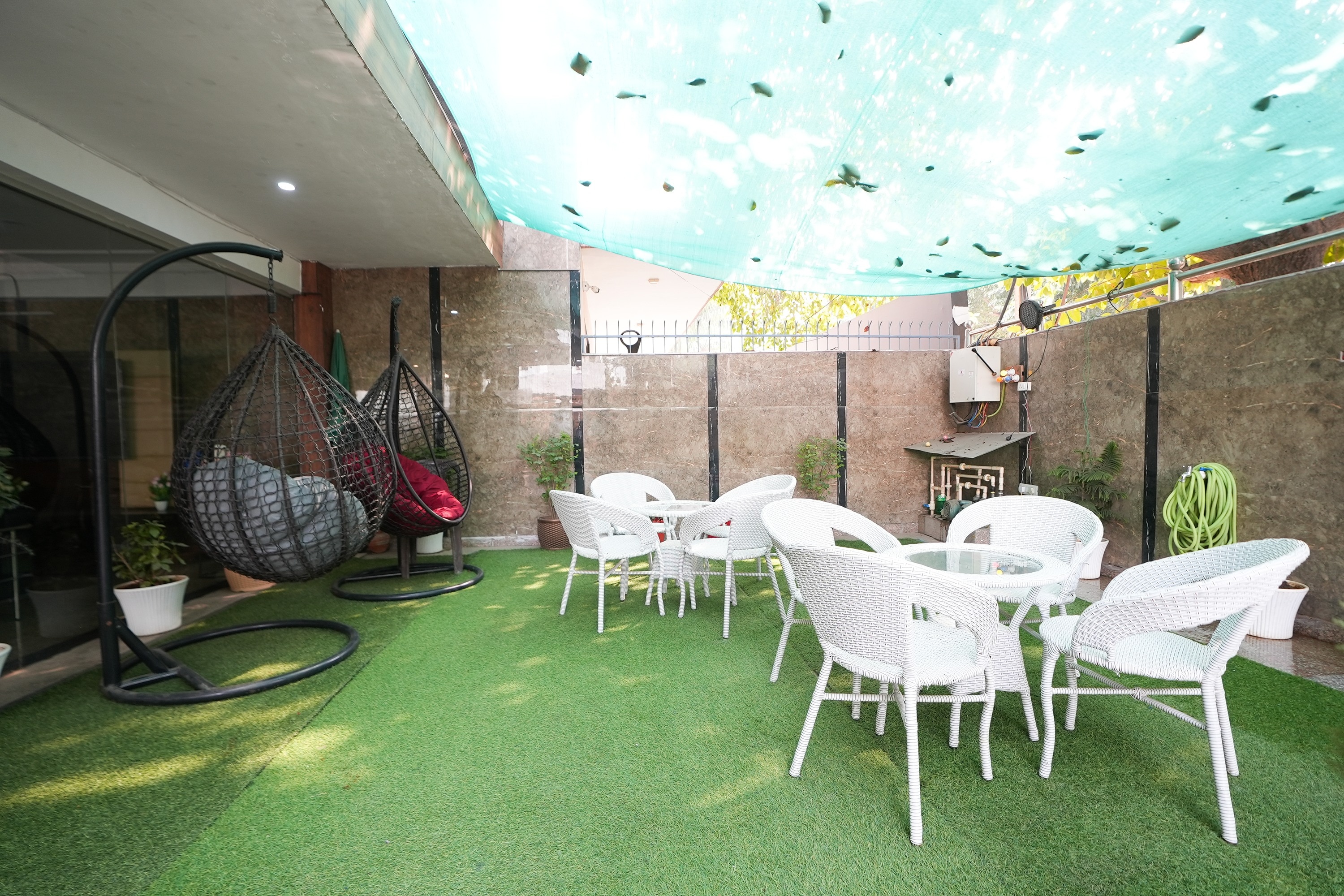 Tanvi Premium Residency near Artemis Hospital, Gurugram - Tap to explore photos