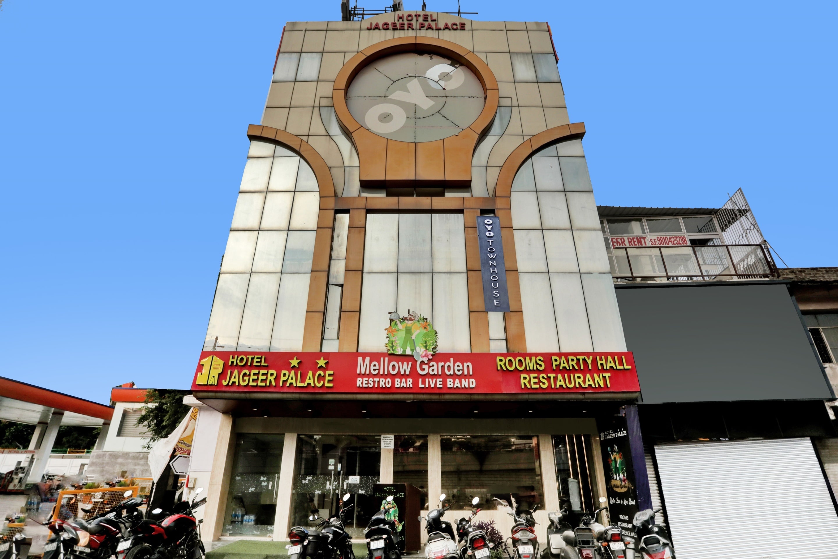 Townhouse Jp Grand Near Mayapuri Chowk - Tap to explore photos