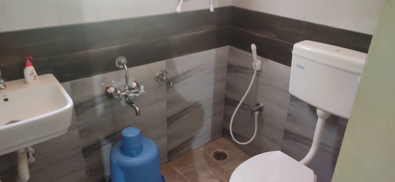 Stone View Homestay I Rooms & Caretaker - Tap to explore photos