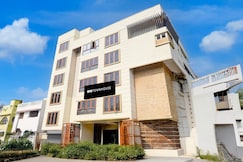 Super Collection O Vellore Near CMC Hospital Formerly Geetha Residency, Vellore