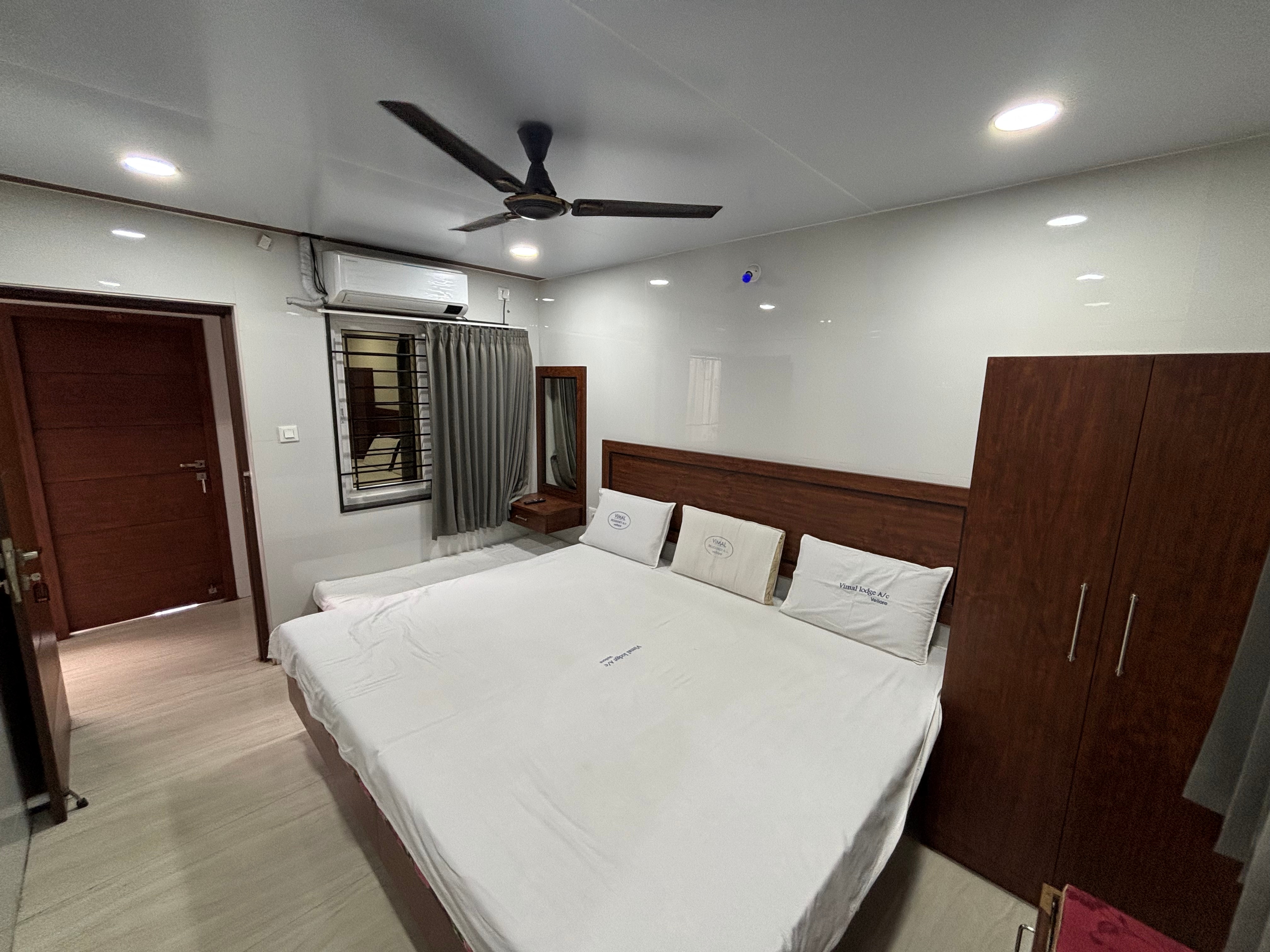 VIMAL LODGE - Tap to explore photos