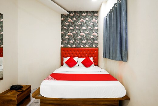 Hotel O King Residency Near Bharat Talkies