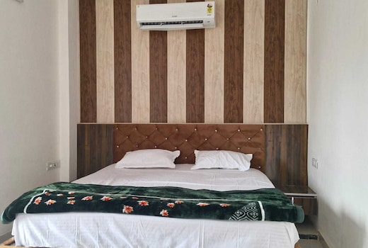 HOTEL O SARPANCH & RESTAURANT