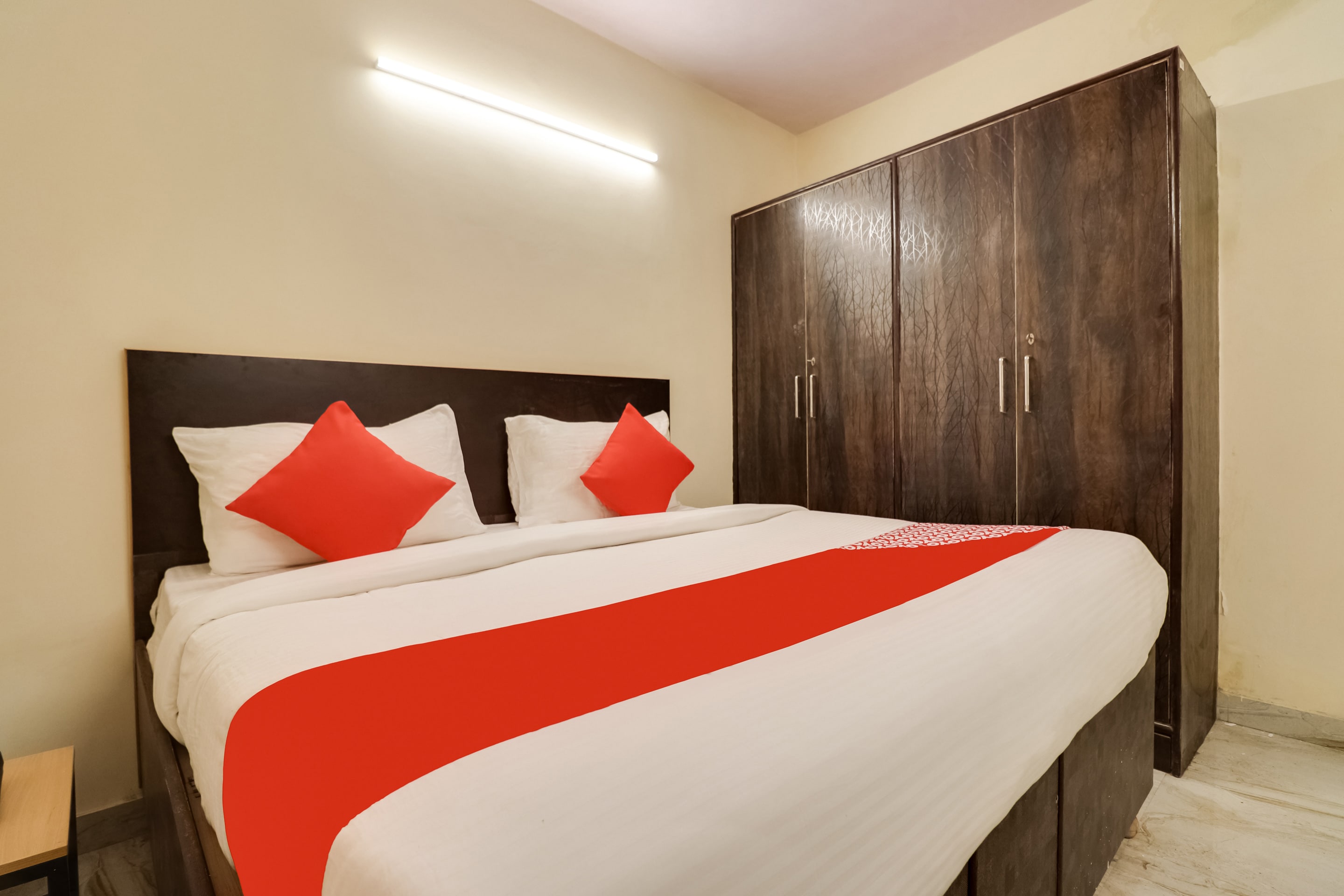 Hotel O MS Lakra Residency - Tap to explore photos