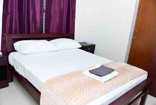 Executive Studio Apartment by Athrakkattu Enclave