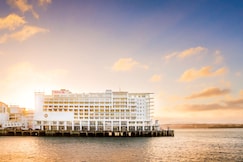 Hilton Auckland, Auckland