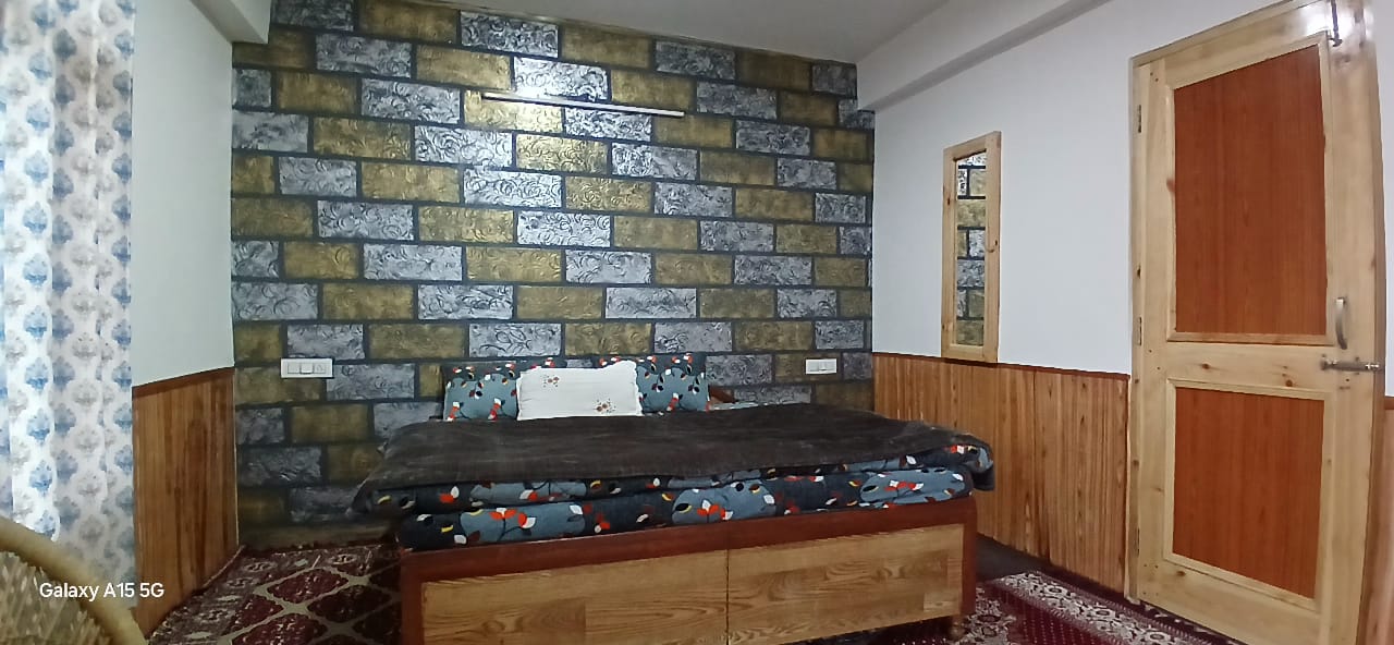 Kartik Homestay - Tap to explore photos