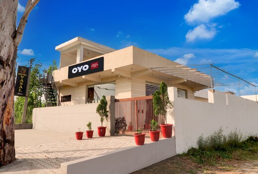 Super HOTEL O VASAL BLISS Restaurant & Cafe