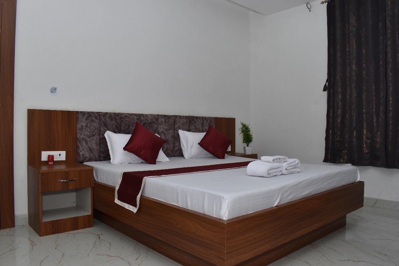 Riya Raushan Hotel & Resort - Tap to explore photos