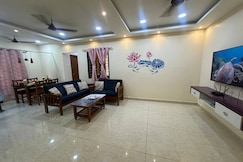 8 Bed Cool 3 bedroom kitchen WTC DLF OMR Apollo Proton OTT Wi Fi, Chennai