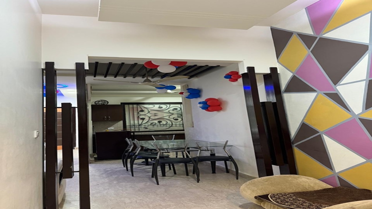 Family Friendly 4BHK Apartment - Tap to explore photos