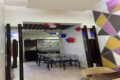 Family Friendly 4BHK Apartment, Delhi