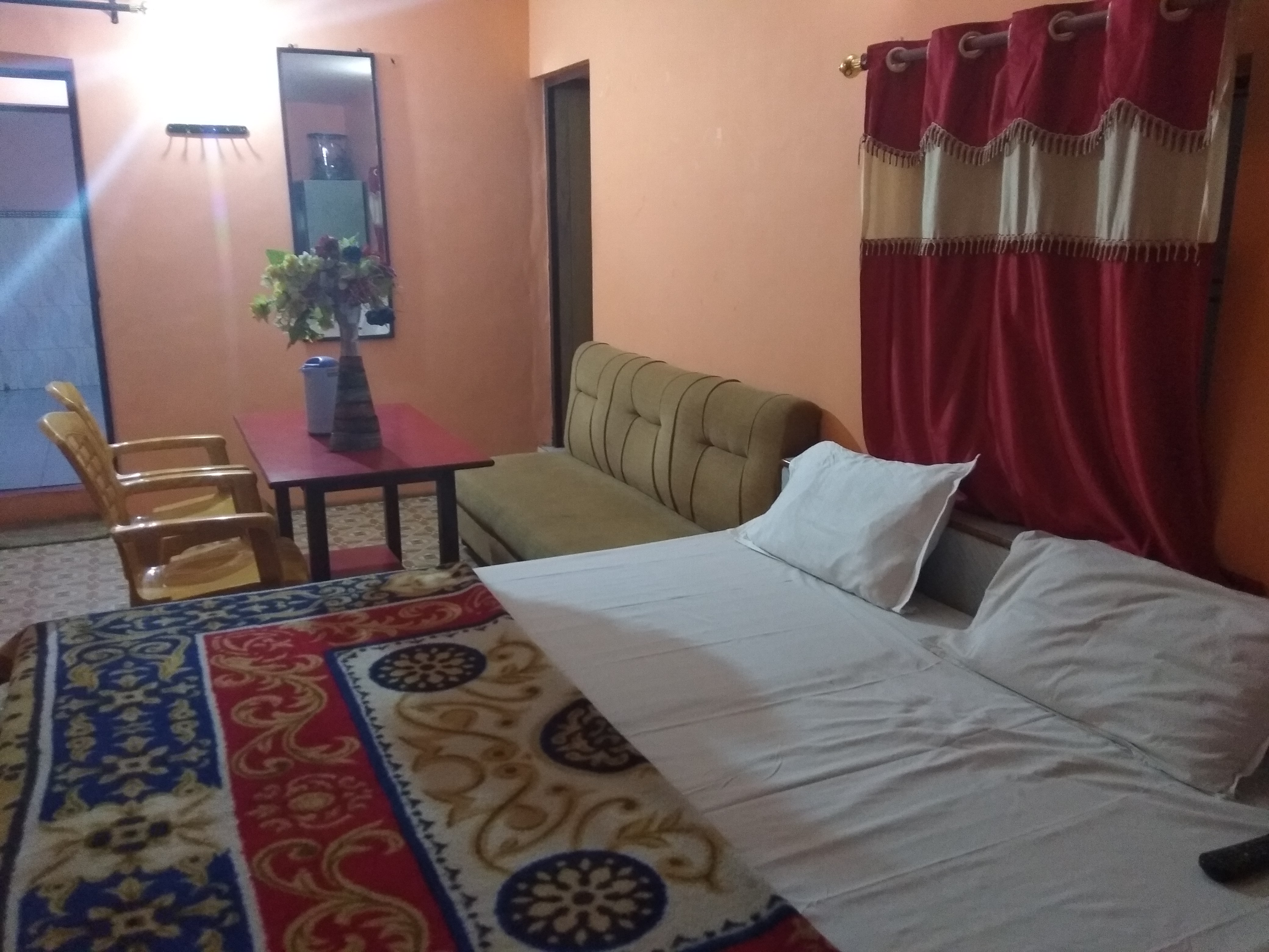 Zeal Guest House - Tap to explore photos