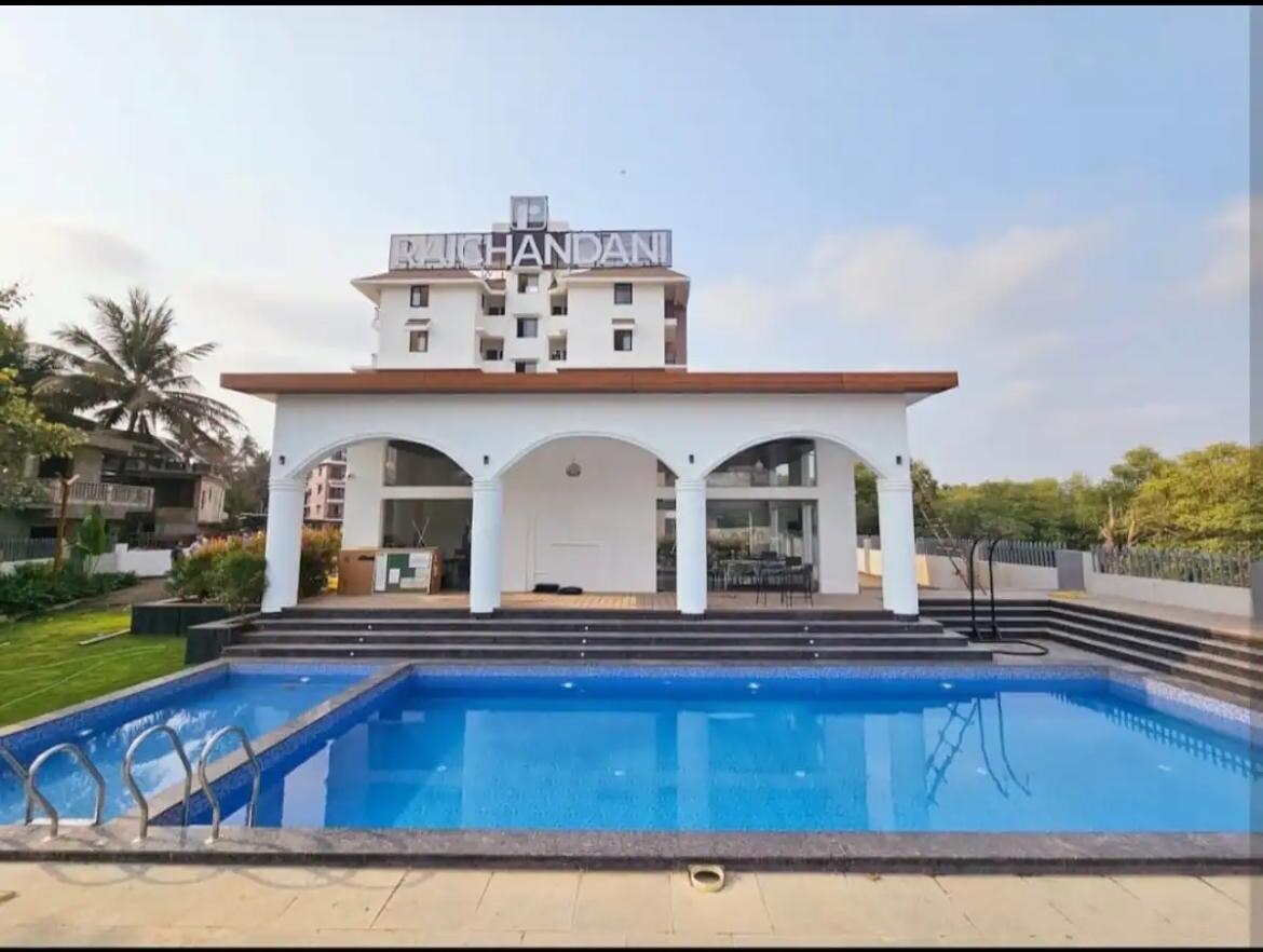 Jiana Homes - An RBE Vacation Homes Company - Tap to explore photos