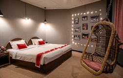 Premium Woodstock Cottages