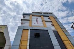Hotel O SLN Terminus Gachibowli Formerly BSR, Hyderabad