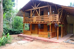 Coorg Wooden House Homestay, Coorg