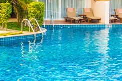 The Oasis Resorts & Restaurant, Etah