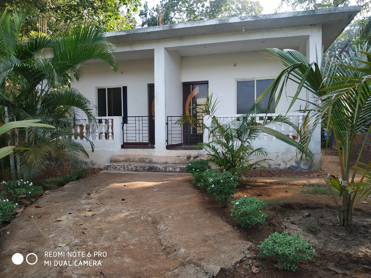Devesh Villa and Guesthouse - Tap to explore photos