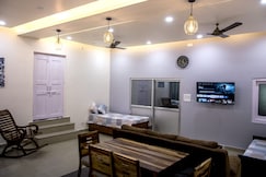 Gooseberry Garden, Ayodhya