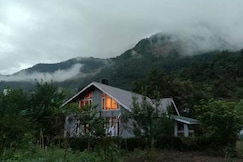Quaint stays - By the river, Manali
