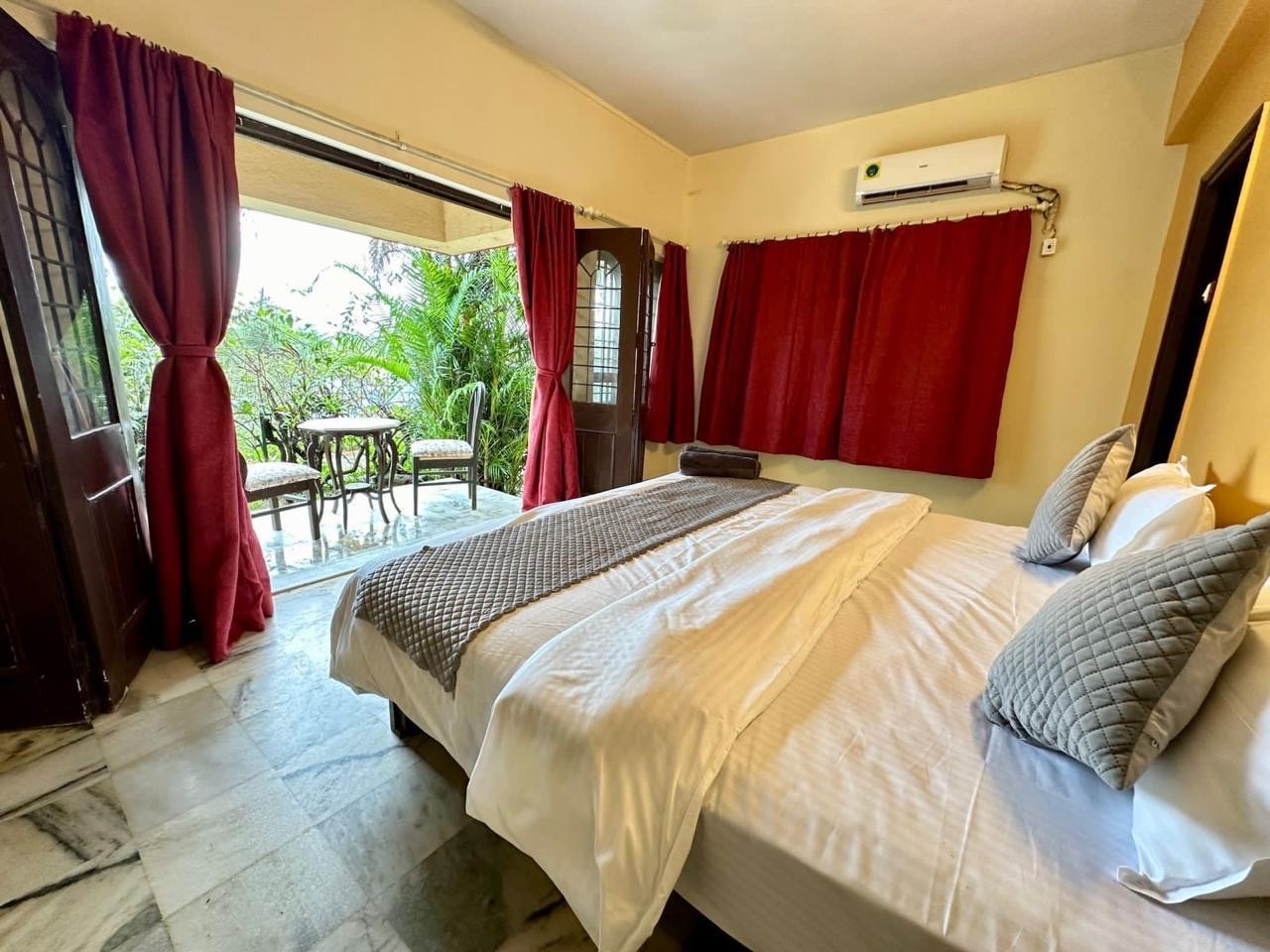 A Peaceful 2BHK villa with pool - Tap to explore photos
