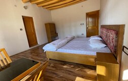 Deluxe Room with Mountain View