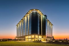 LUXY HOTEL, Bhavnagar