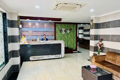 Hotel Four Waves, Puri