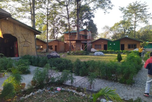 Effusion Cottages and Camping