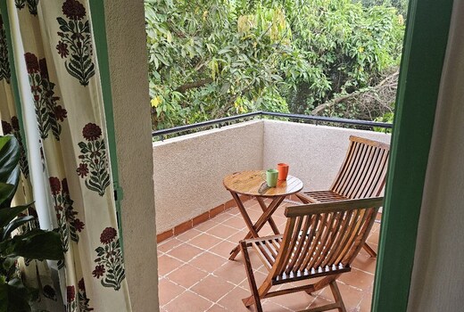 Loft Style Duplex w Forest View - The Open House