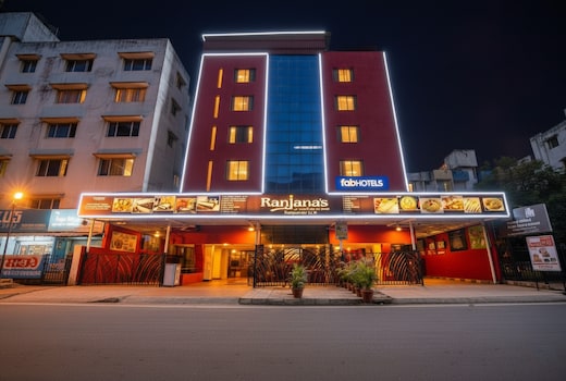 FabHotel Ranjanas - Nr humkar Chowk